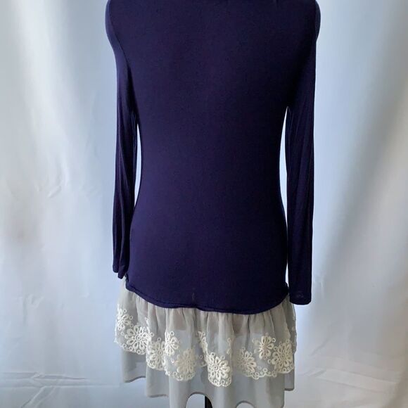 Jodifl Small navy blue tunic with white lace over sheer gray - Picture 2 of 10